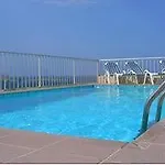 Hotel Shamrock *