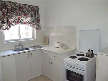 Shamrock Apartment